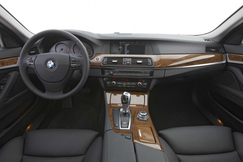 BMW 5 f10 Interior