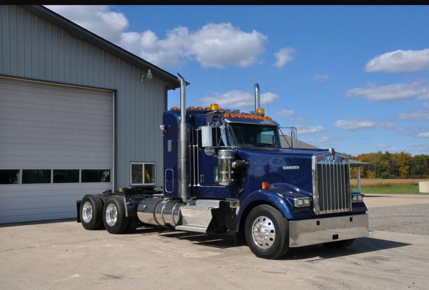 Кенворт w900