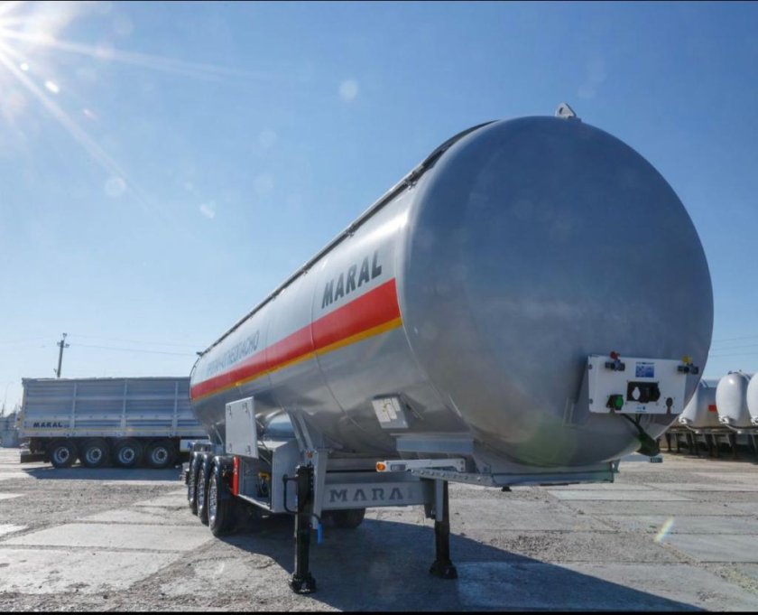 Газовоз Марал