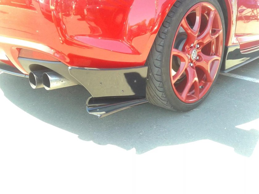 Элероны на задний бампер универсальные