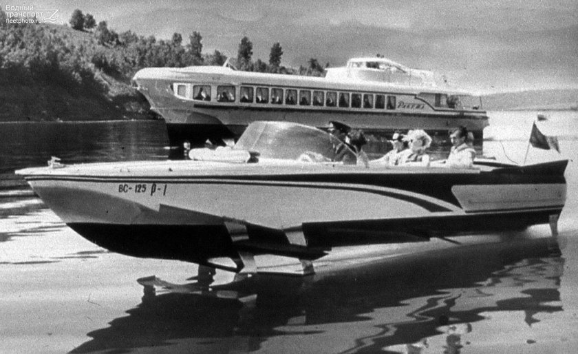 Катер стрела Волга 343