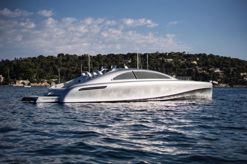 Mercedes arrow460-granturismo