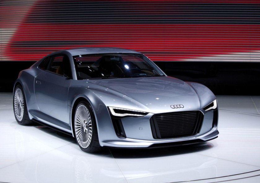 Audi r8 e-tron