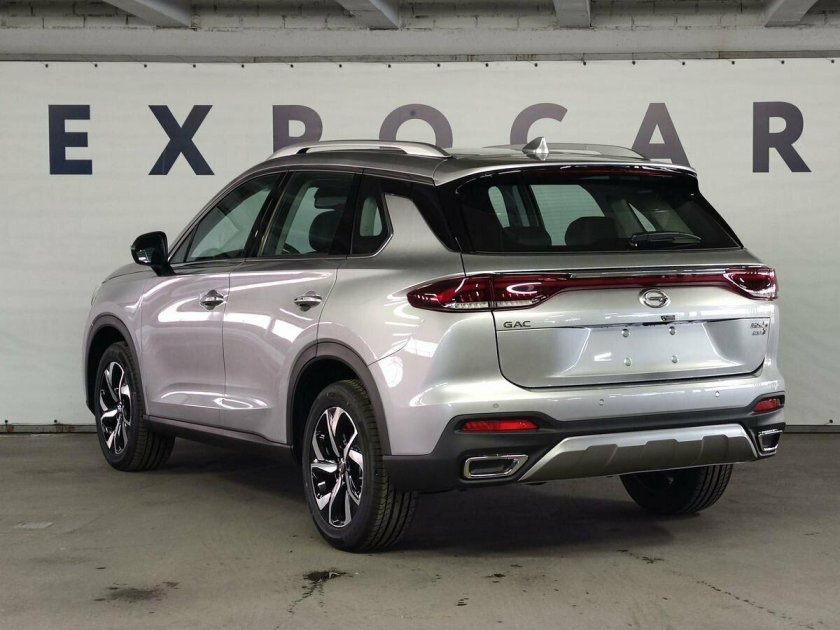 Китайский автомобиль GAC GS 5