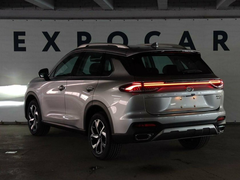 Китайский автомобиль gac gs 5