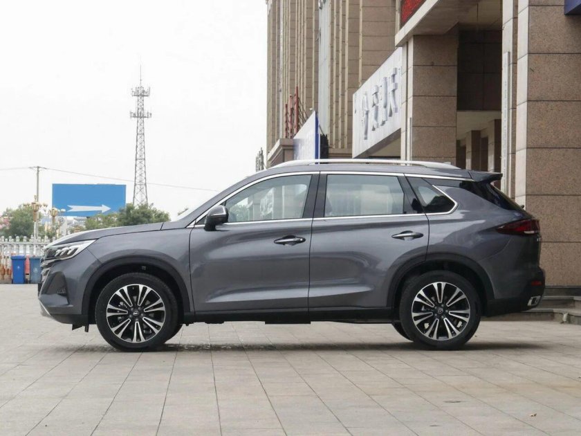 GAC gs5 кроссовер