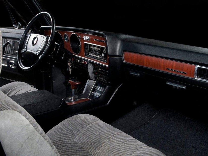 ГАЗ-14 Чайка 1977