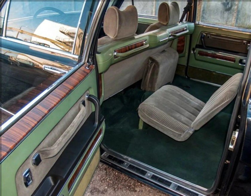 Чайка машина ГАЗ 14