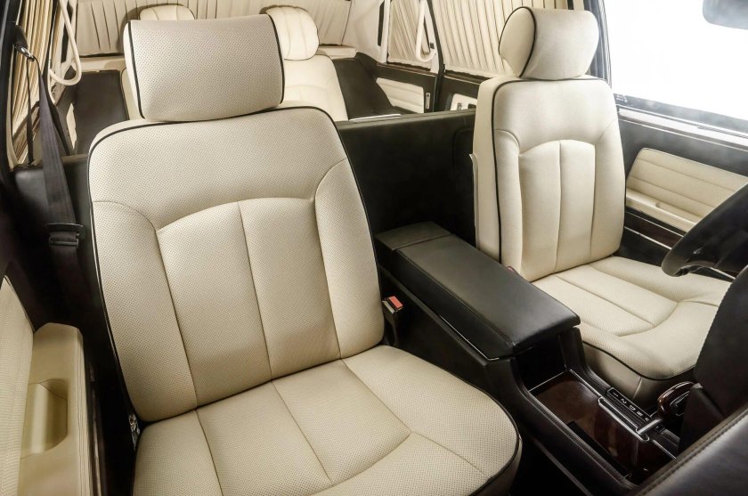 ГАЗ 14 салон сзади