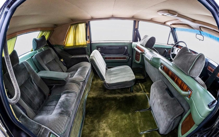 Чайка автомобиль ГАЗ 14 салон