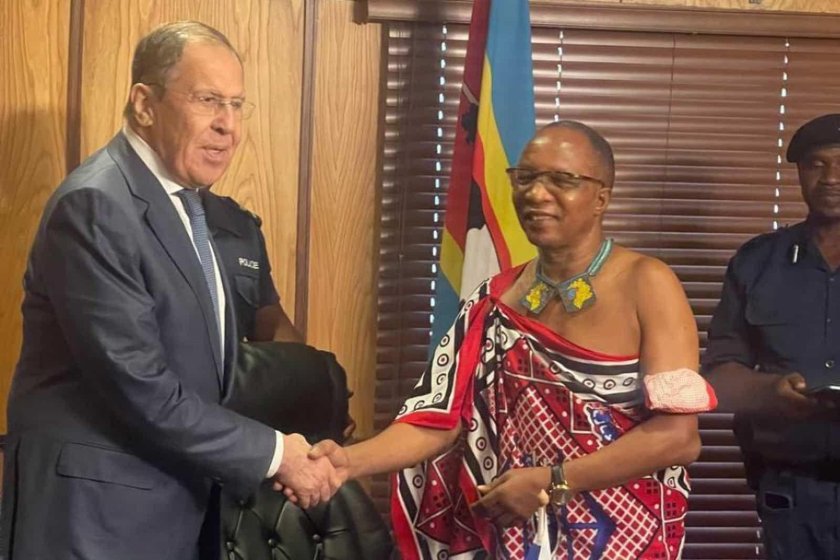 Лавров в Африке 2023 с премьер министром