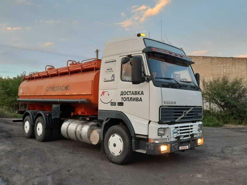Бензовоз Вольво 26 кубов