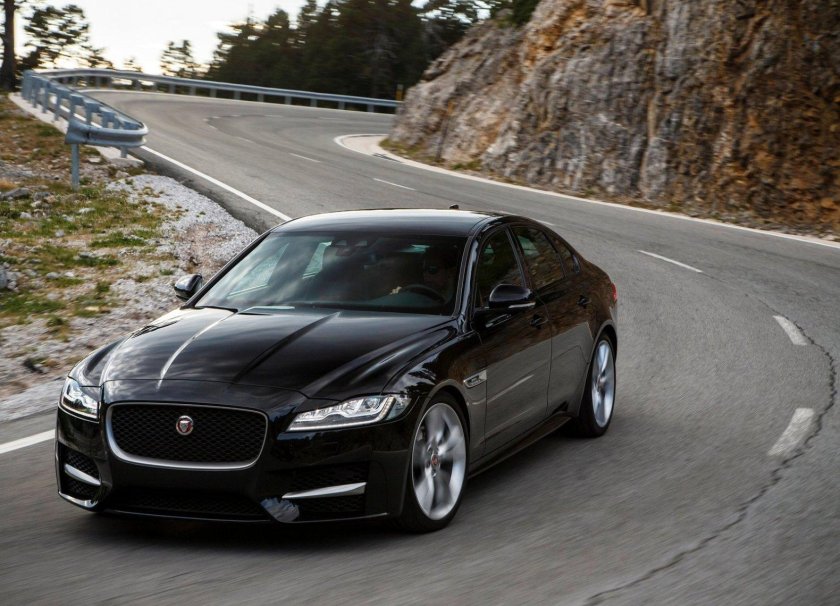 Ягуар машина XF
