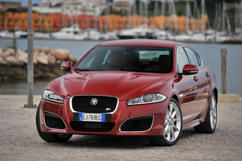 Jaguar XF sv8