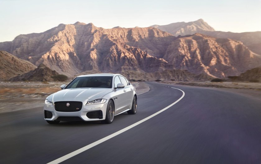 Jaguar XF 2016