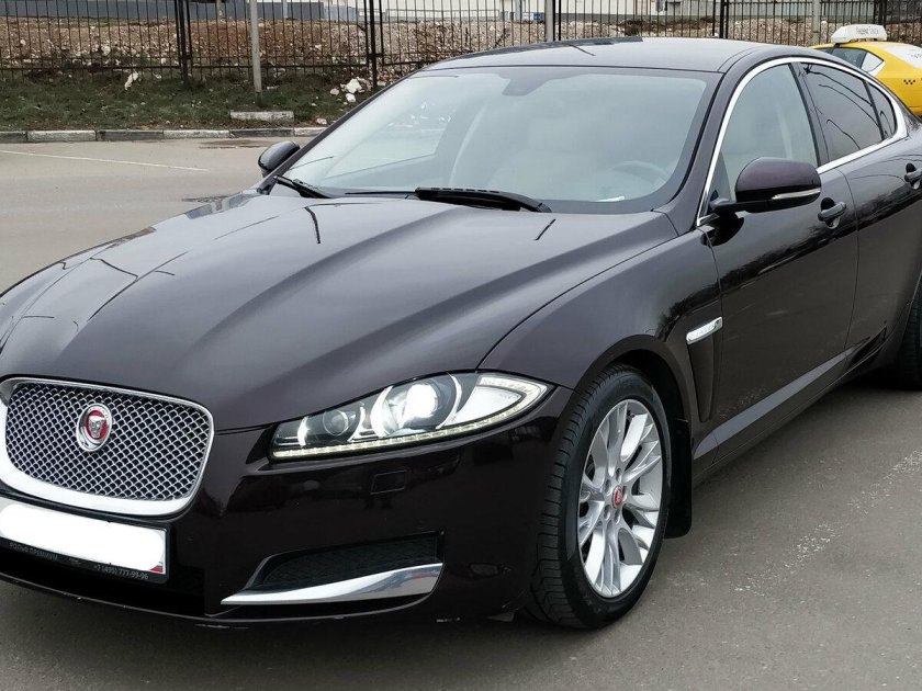 Ягуар XF 2014