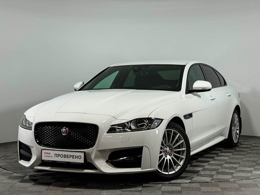 Ягуар XF 2018