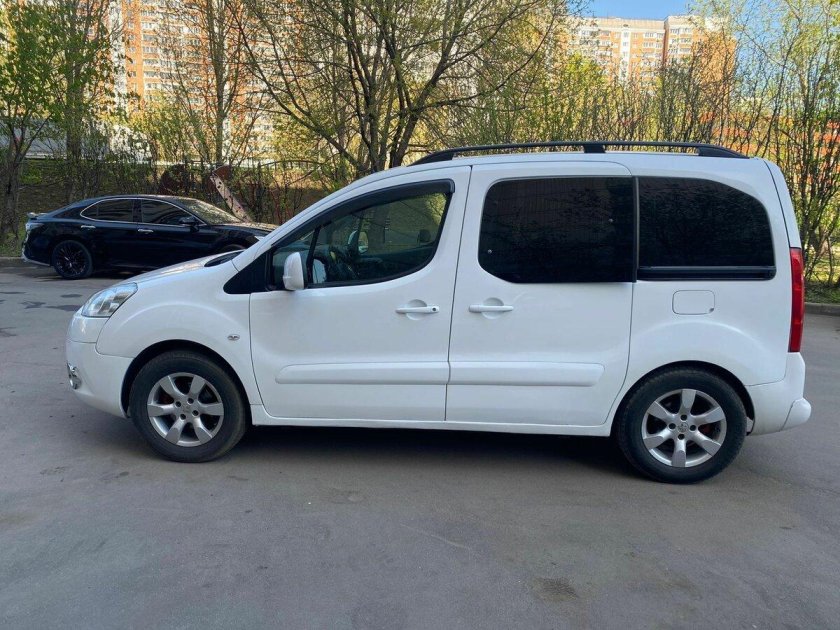 Пежо партнер 2012