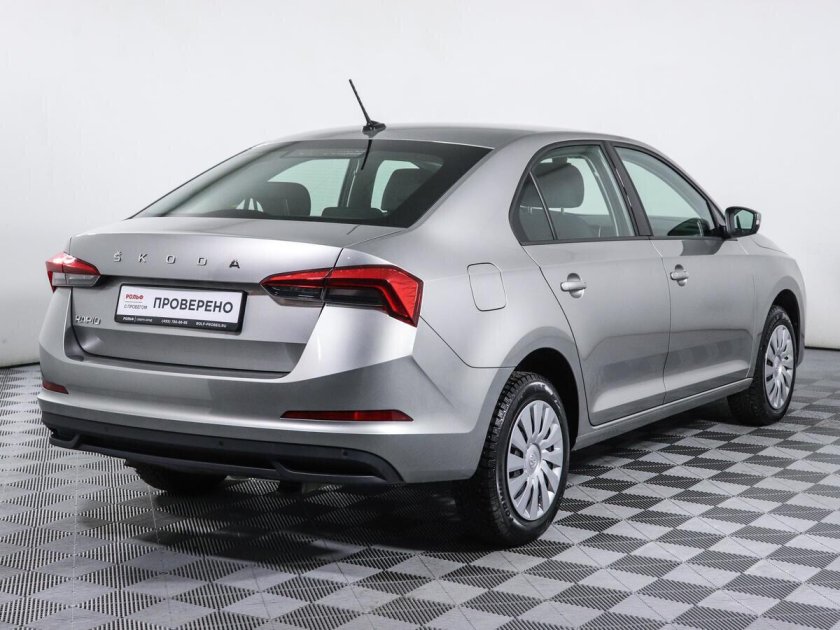 Volkswagen Polo vi 6 серый