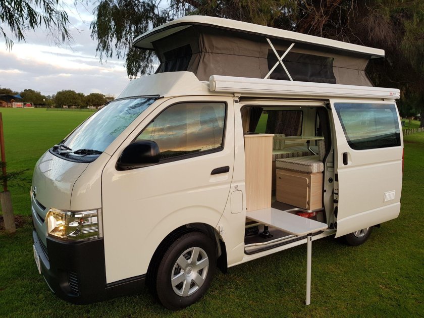 Toyota Hiace Camper 4wd