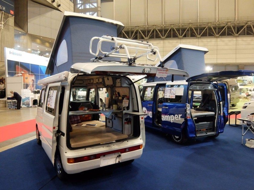 Mitsubishi Minicab Camper