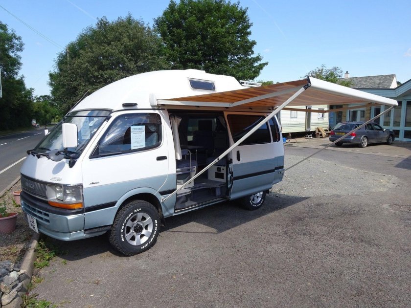 Тойота Хайс автодом