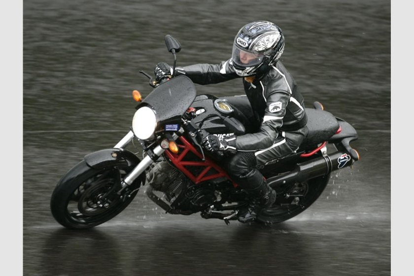 Ducati Monster 695