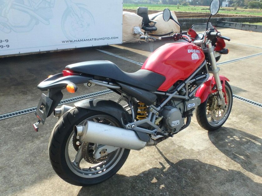 Дукати монстр 620