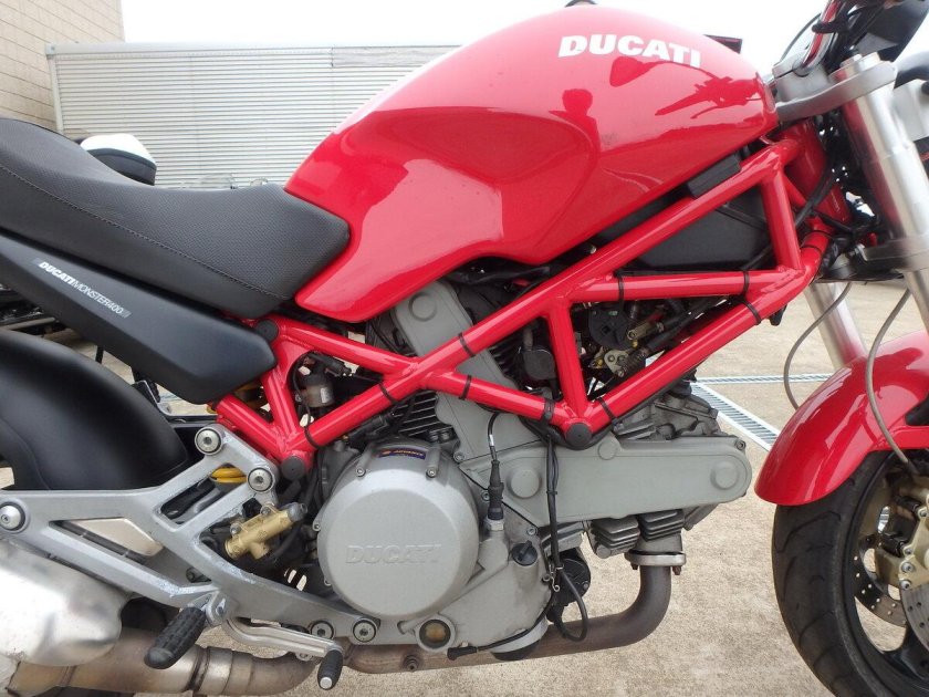 Ducati Monster 400