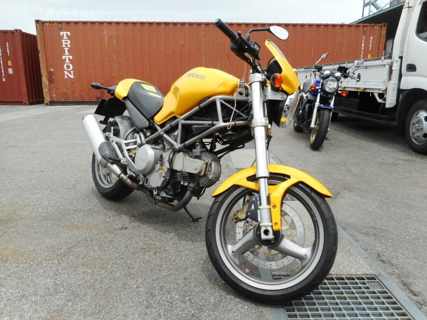 Ducati Monster 400 2001