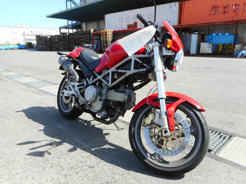 Ducati Monster 400 2004