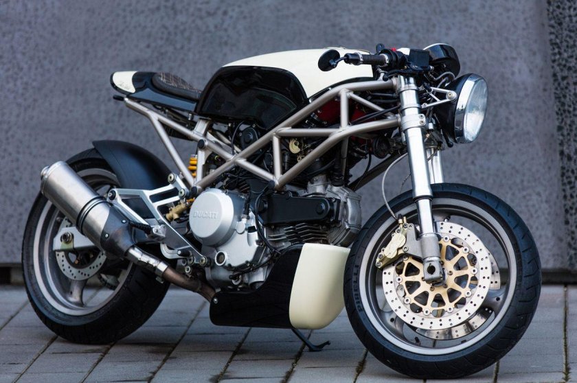 Ducati Monster 400 Custom