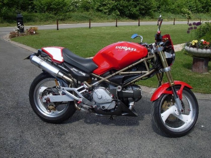 Ducati Monster 600