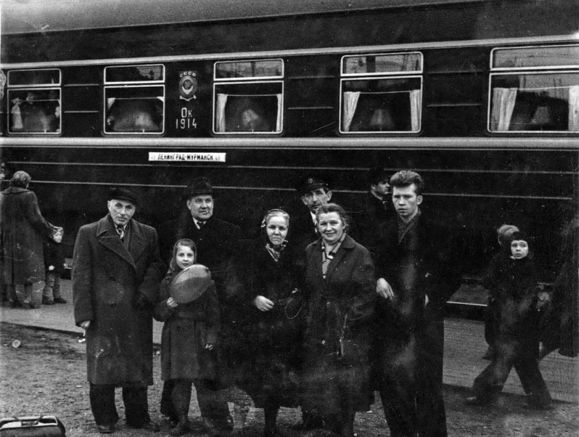 Поезд Жданов Ленинград