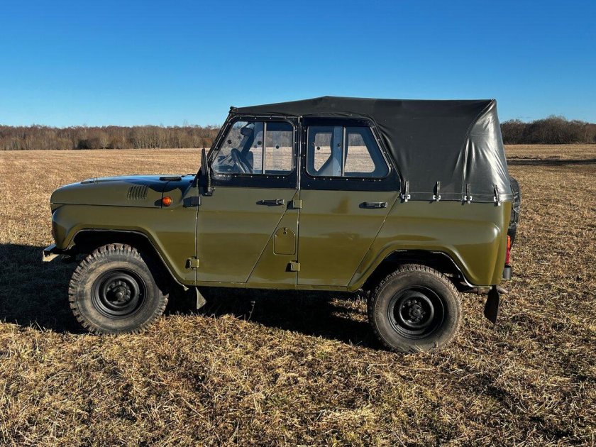 Уаз 469 тентованный