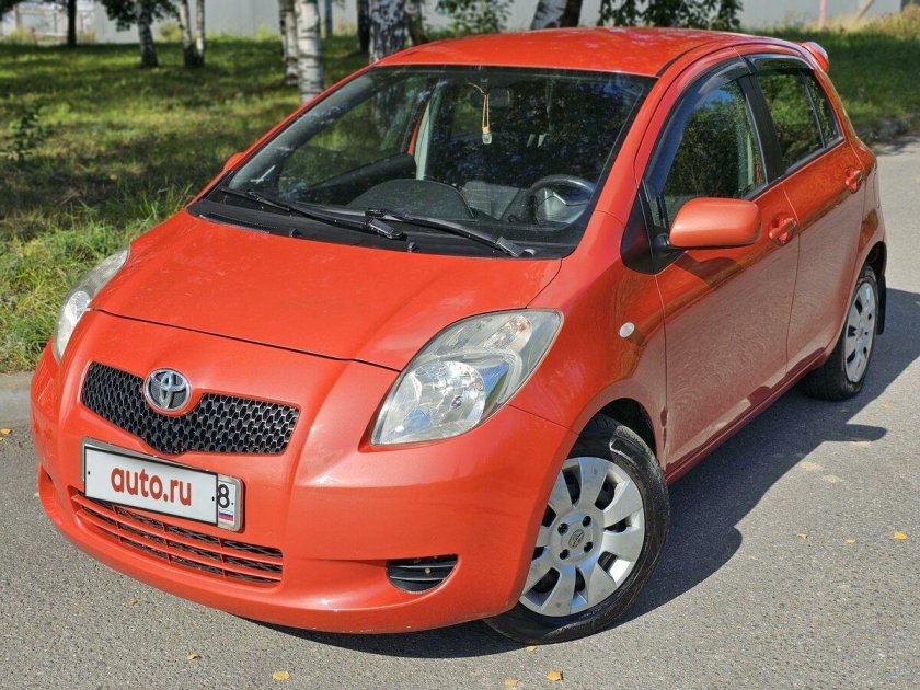 Тойота ярис 2008