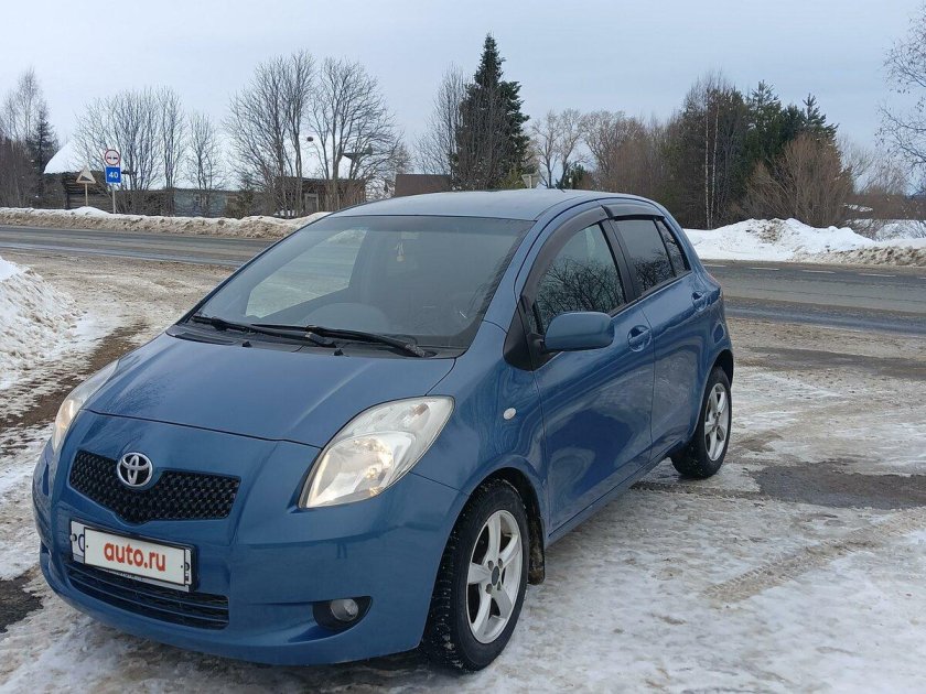 Toyota yaris ii