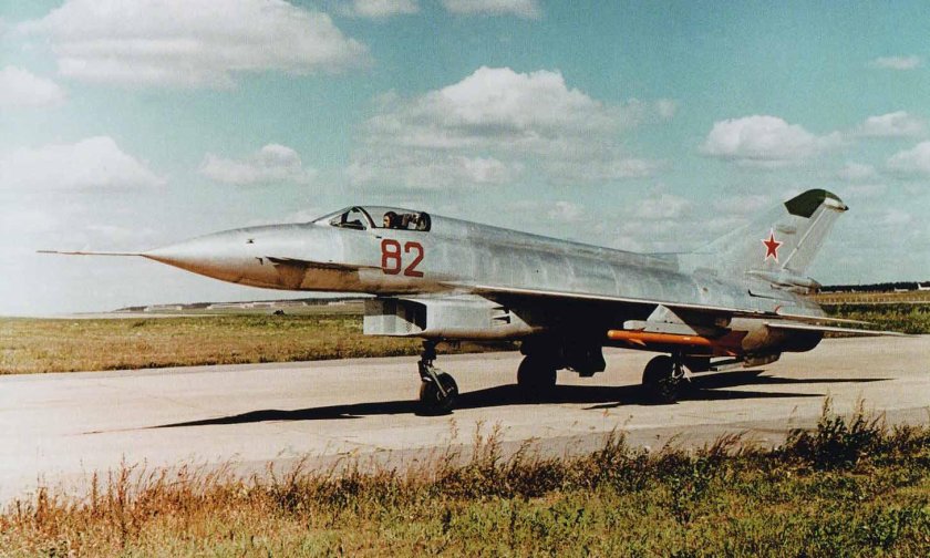 Микоян-Гуревич е-8