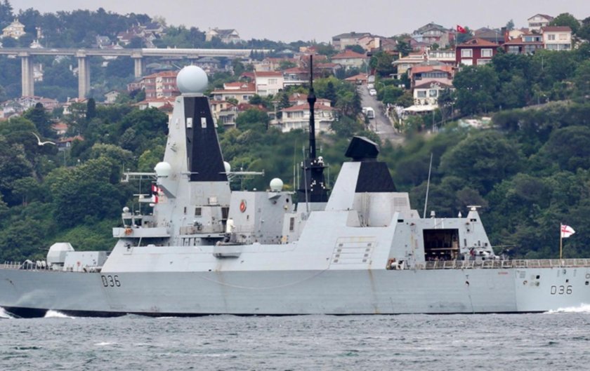 Дефендер корабль