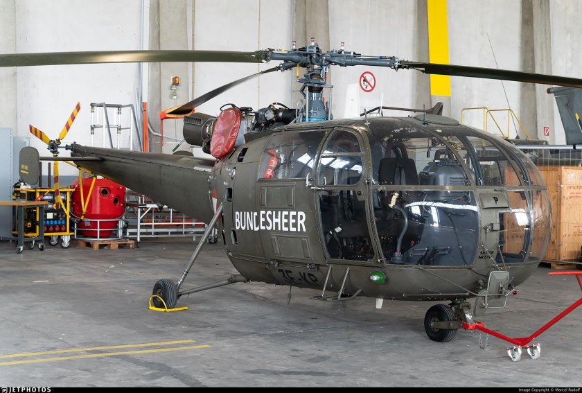 Alouette 2 вертолет