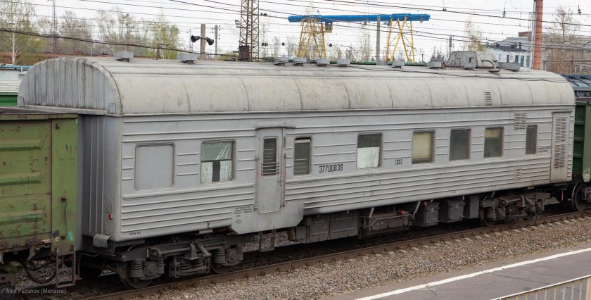 Вагон сопровождения 15т87