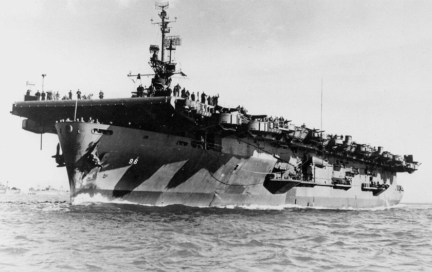 Эскортный авианосец Боуг