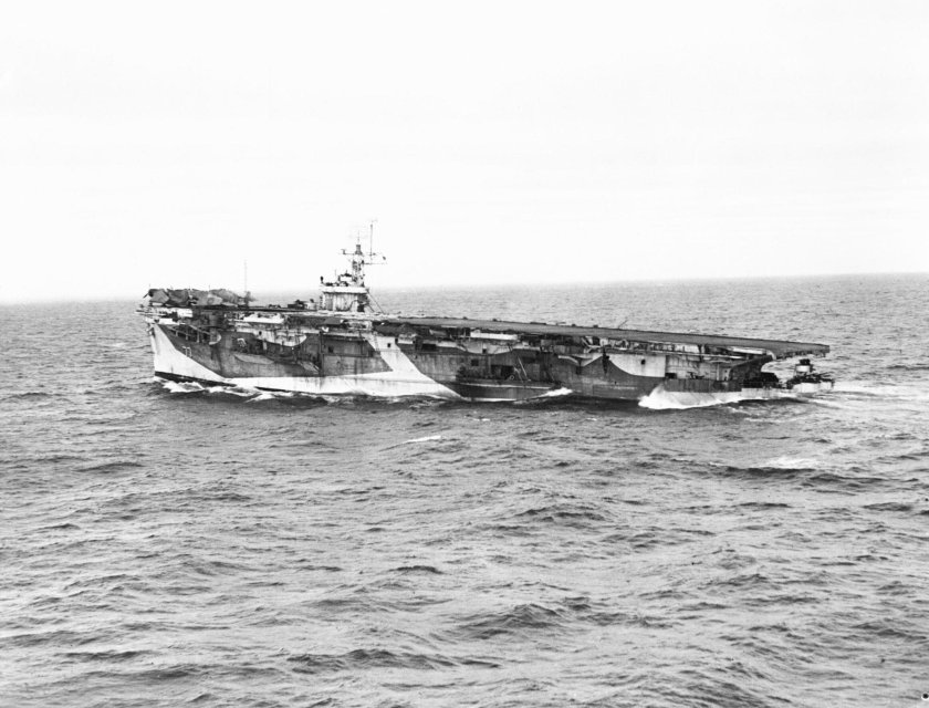 Эскортный авианосец Боуг