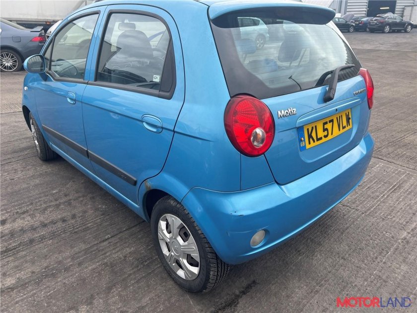 Заднее стекло Шевроле Спарк