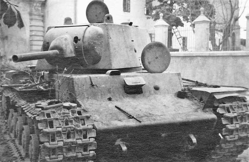 Танк кв-1 с пушкой л-11