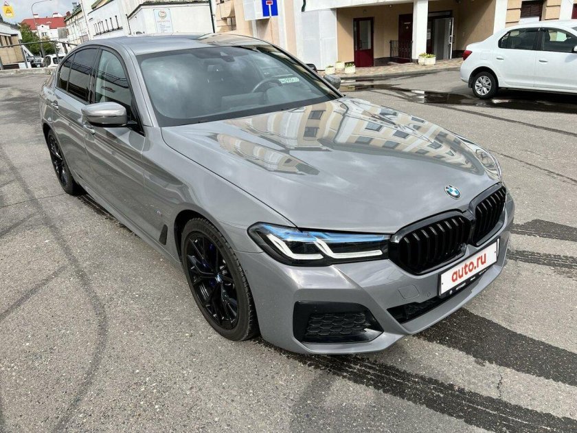 БМВ 530 2021