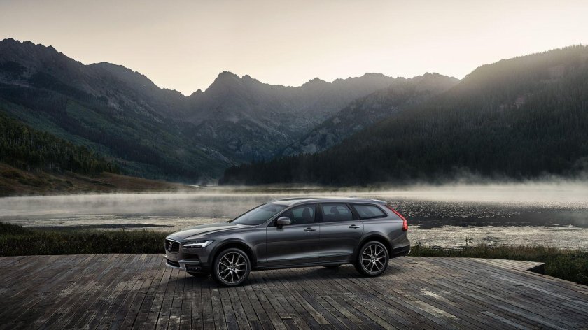 Вольво в90 кросс Кантри 2021