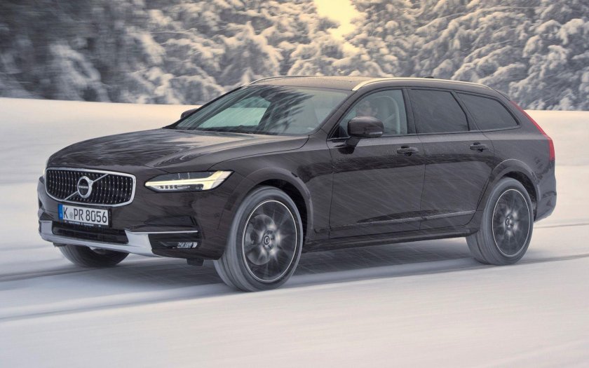Volvo v90 Cross Country