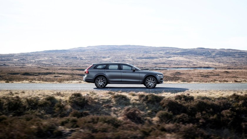 Вольво v90 Cross Country