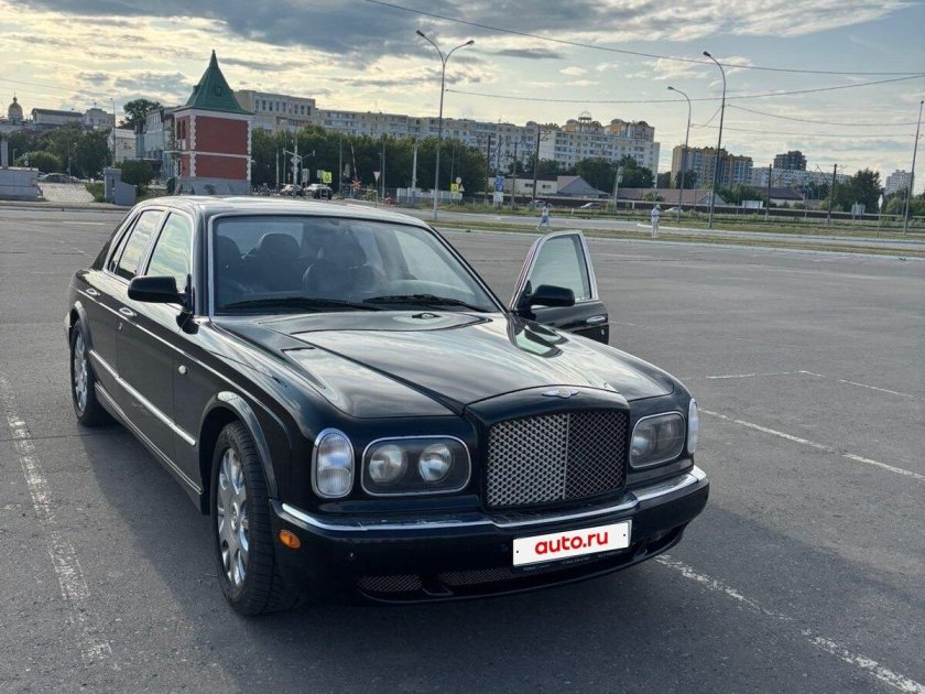 Бентли арнаж 2000